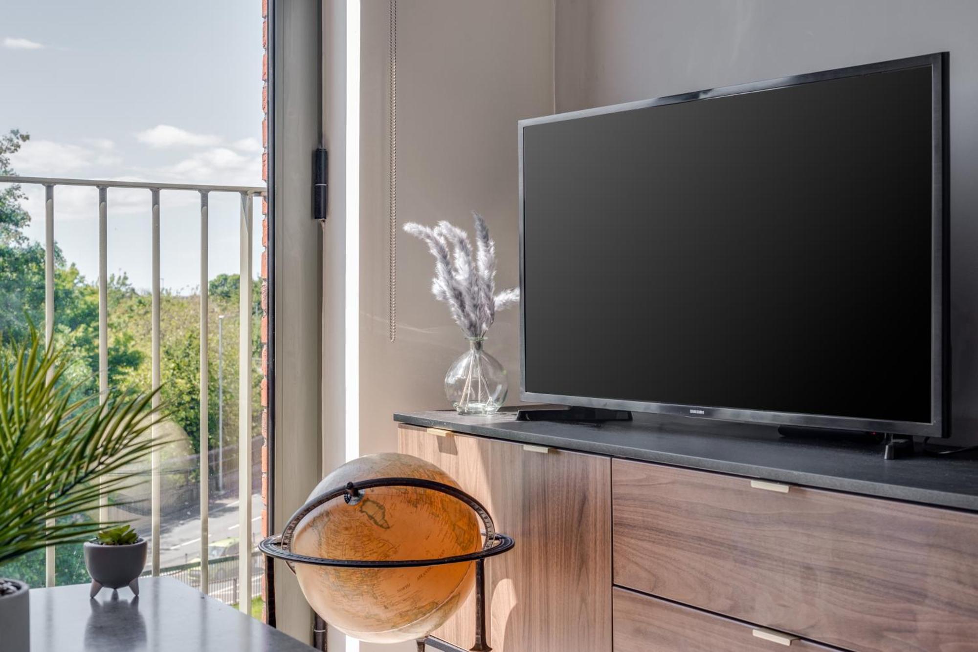 Huge Long Stay Offers! Lux City-Edge Stay! Perfect For Business & Leisure 利物浦 外观 照片